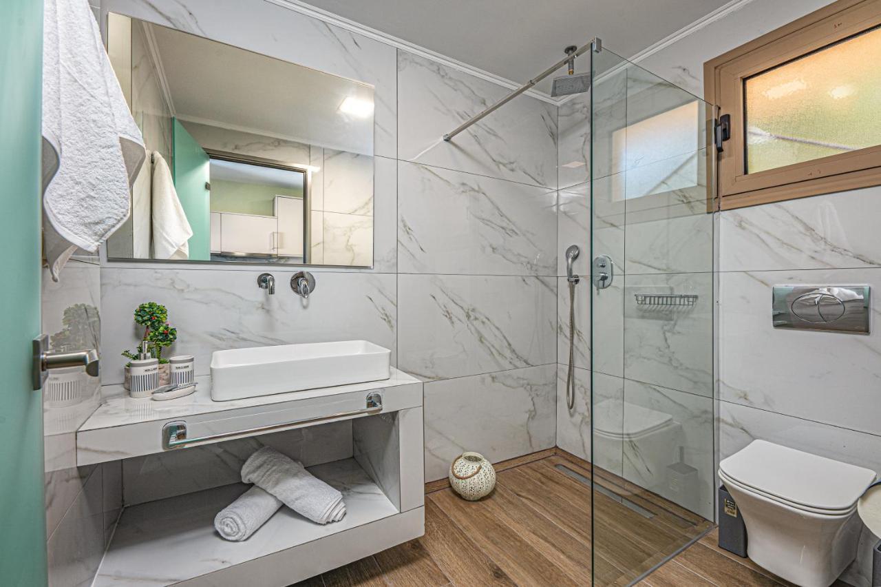 Kozanos Suites With Private Pool Amoudi Exterior foto