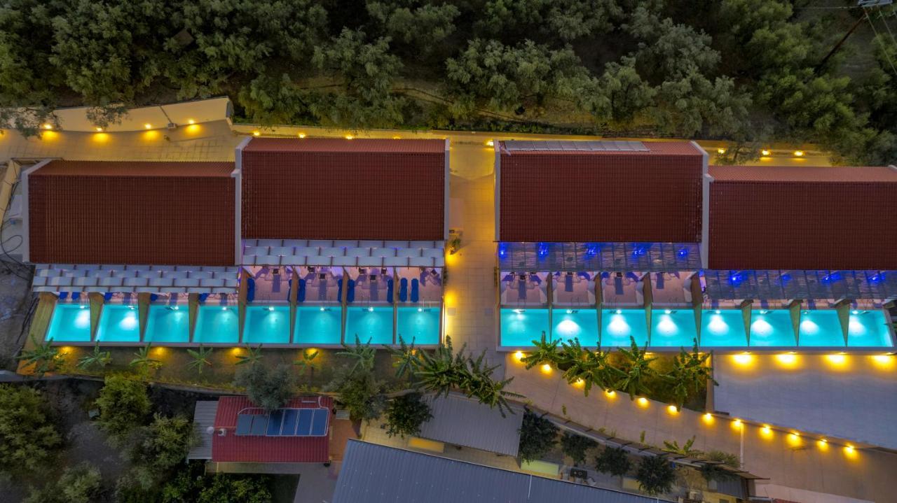 Kozanos Suites With Private Pool Amoudi Exterior foto